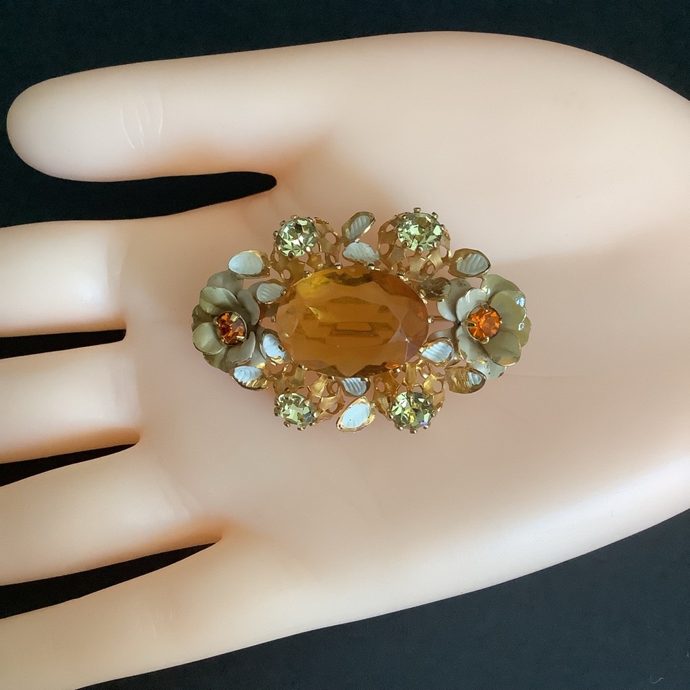 Vintage Australia citrine yellow rhinestone brooch.